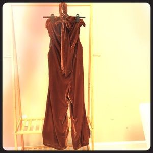 Gorgeous Anthropologie Velvet Jumpsuit Size M